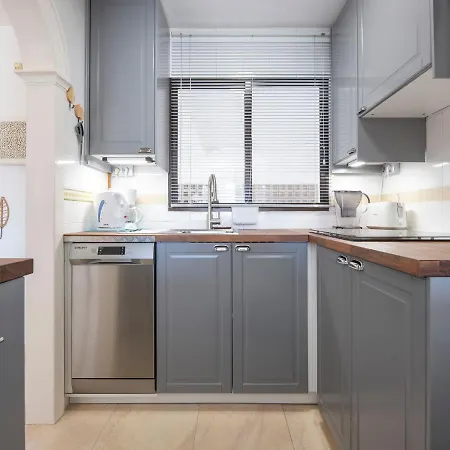 Aurora By Interhome * トレモリノス